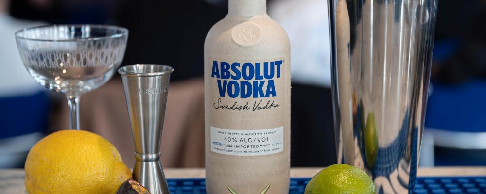 The cap is a collaboration with Blue Ocean Closures (BOC), a Swedish start-up that has formed a pioneer community to reduce plastics through fibre packaging innovation. Photo: Absolut