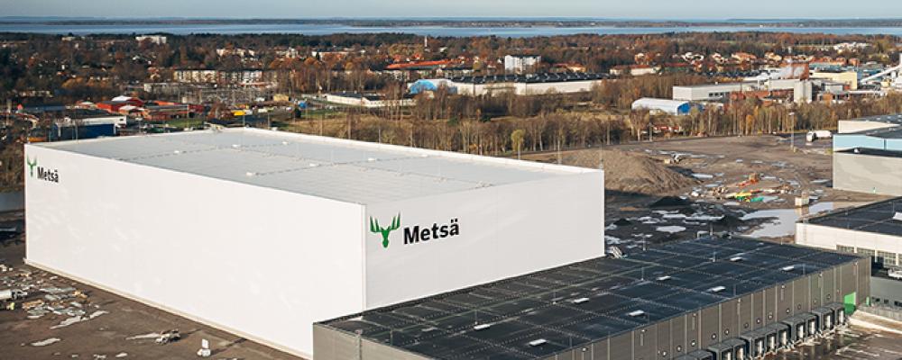 The Mariestad investment is one of the largest in the tissue business in Europe, consisting of the addition of a new paper machine and three new converting lines.  Photo: Metsä Tissue