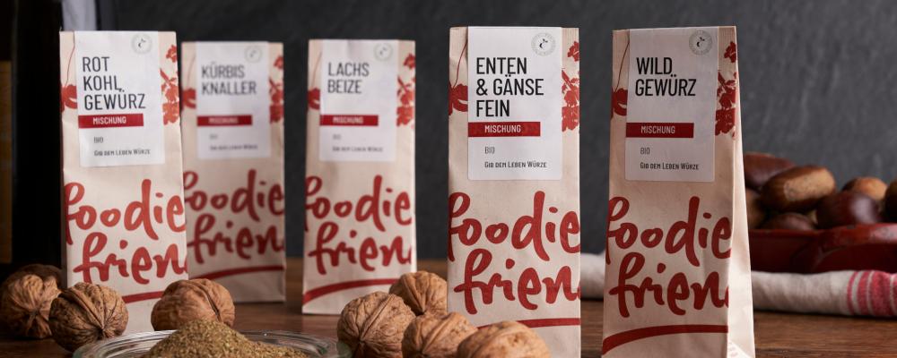 Foodie & Friends adopts Hazelsun paper packaging from One.Five, cutting CO₂ by 30% while meeting spice barrier needs and recyclability goals. Photo: Foodie & Friends