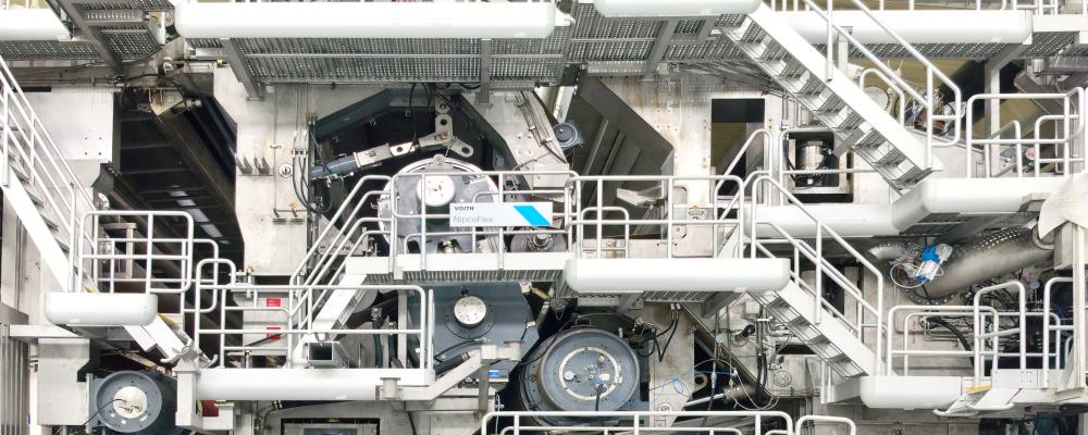 The new press concept enables, for the first time, closed full‑width web threading from the press directly into the drying section. Photo: Voith