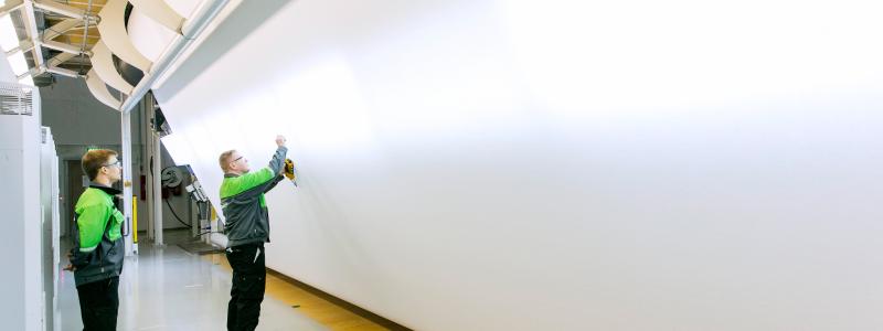 Press felt inspections. Photo: Valmet