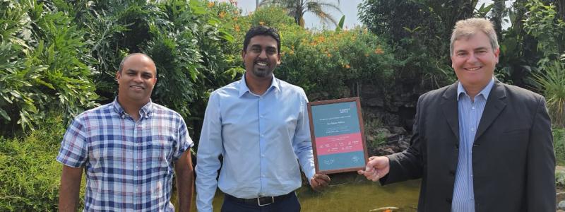 Energy Drive’s David Classens presents Buckman South Africa’s Mukesh Ramatar, Plant Manager, and Rolf Breidenbach, General Manager, with a milestone achievement certificate. The certificate was awarded in recognition of Buckman surpassing 4.0M kWh of energy saved. Photo: Buckman
