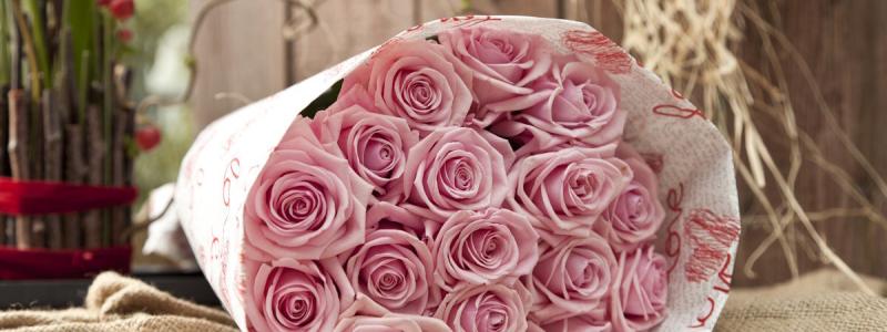 As the floral industry evolves, Carccu, a leading Finnish packaging manufacturer, continues to push boundaries with its extensive collection of flower wrapping paper. Photo: Carccu
