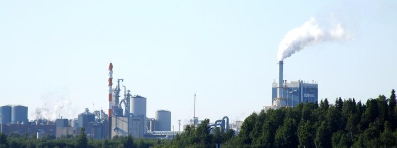 Metsä Fibre Kemi pulp mill. Photo: Estormiz/Wikimedia Commons