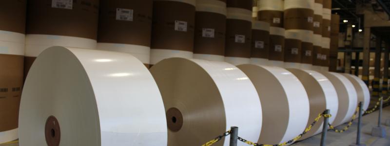 Pilot trials show that blue S delivers enhanced strength properties and good runnability in paper production. Several trials have been conducted at Södra Cell Värö with very positive results. Photo: Per Pixel/Södra