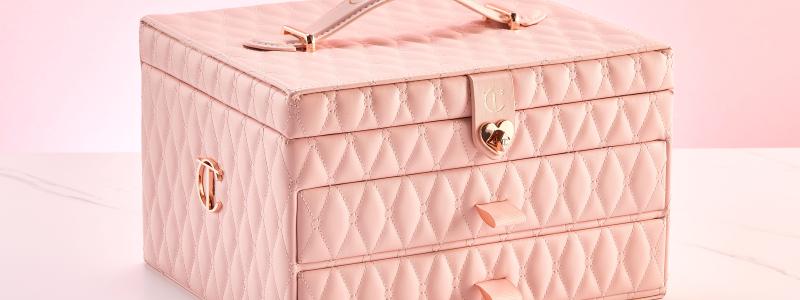 Hunter Luxury will peel the curtain back on four standout beauty projects that reflect the brand’s mastery in fusing luxury with sustainability and forward-thinking design. Photo: Hunter Luxury