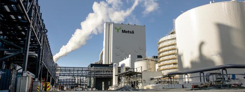 Metsä Fibre will modernise the cooking system at its Kemi bioproduct mill together with Andritz to improve efficiency, raw material flexibility and production reliability. Photo: Metsä Fibre