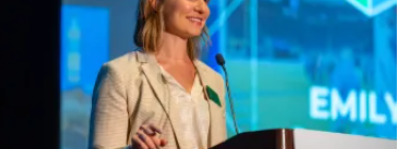 Emily Leonczyk addresses the crowd at PPC’s recent Fall Meeting and Leadership Conference. Photo: PPC