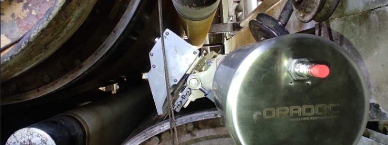 OraFlex doctoring system with pneumatic oscillator. Photo: Oradoc