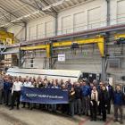 Voith employees in front of the 3,000th Voith headbox. Photo: Voith
