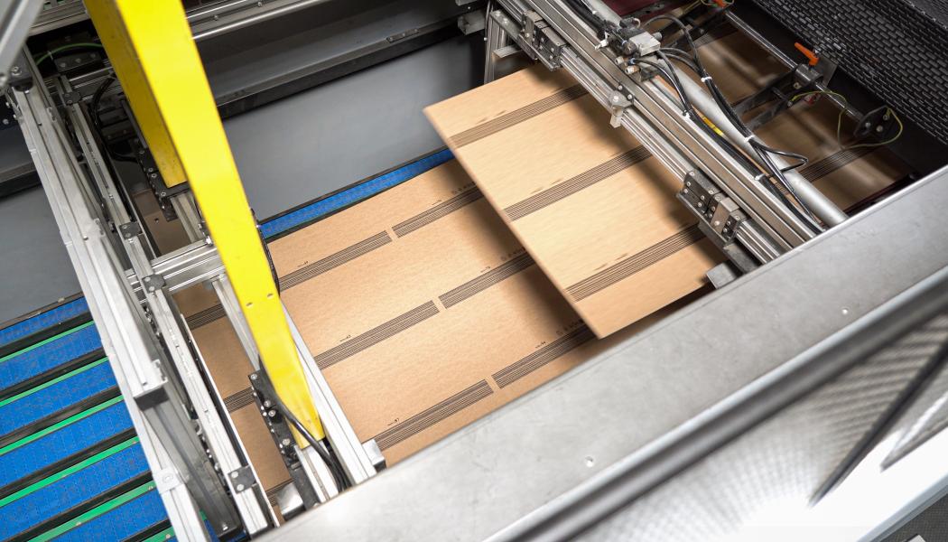 Mondi expands digital print tech, enabling custom barcodes on packaging—boosting efficiency, sustainability, and flexibility for partners like KOMSA. Photo: Mondi