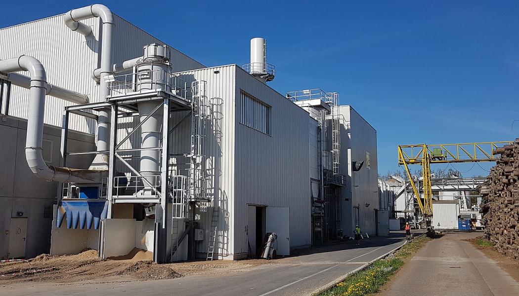 Dieffenbacher waste wood recycling plant. Photo: Dim Profi2016/Wikimedia Commons