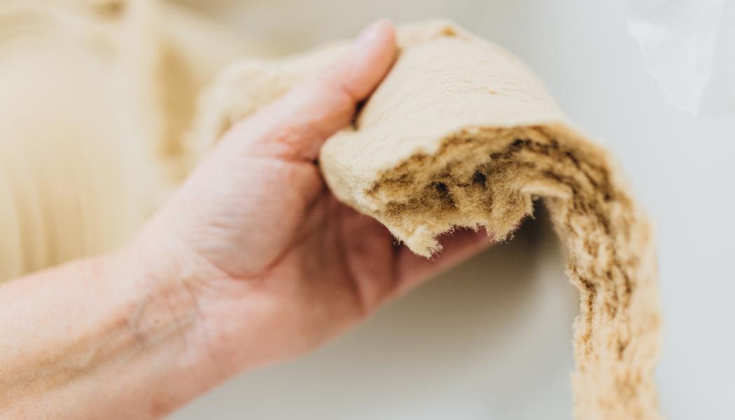 The image shows the air-laid cellulose web used in the Dry Molded Fiber technology. Photo: PulPac