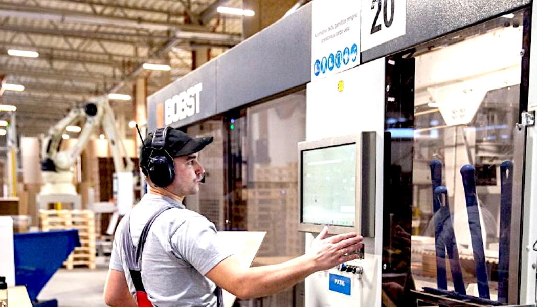 As part of the assignment, the Lithuanian factory will also be examined from a technical perspective, including wastewater treatment systems and other production technologies. Image: Grigeo Klaipeda