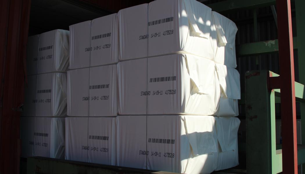 The delivery will include six wire tyers, fully automatic tying machines consisting of the tying unit, related conveying units, and a specially developed wire cage for the customer’s two baling lines. 