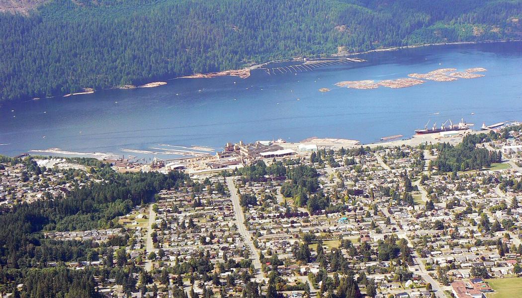 Aerial view of Port Alberni. Photo: Kevstan/Wikimedia Commons