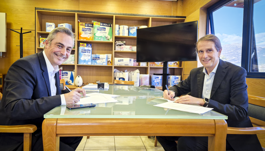 Intertrade Hellas and Toscotec at contract signature at Intertrade’s headquarters in Acharnes, Greece (from left to right): John Delidimos, CEO of Intertrade Hellas and Alessandro Mennucci, CEO of Toscotec. Photo: Toscotec