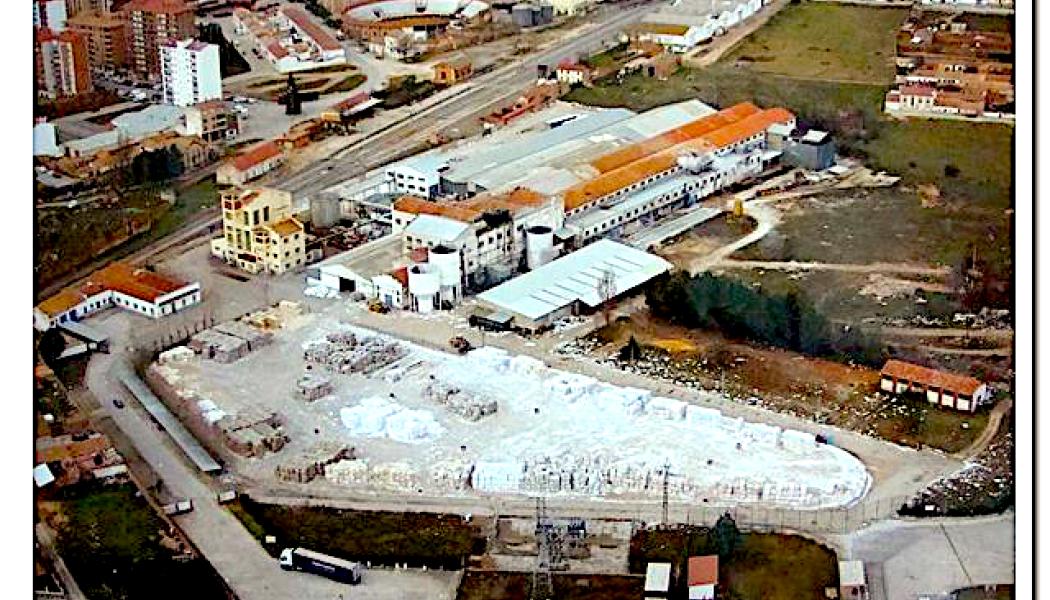 The Villa Santa Lucia plant, with its single production line, is instrumental in RDM's portfolio, boasting an annual production capacity of 220,000 tons of white-lined chipboard. Photo: RDM