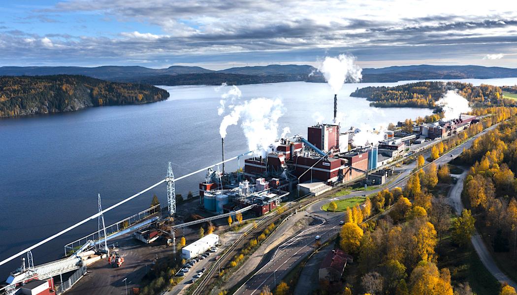 The MondiDynäs paper and pulp mill, is nestled along the banks of the Ångermanälven River north of Kramfors, Sweden. Photo: MondiNynäs