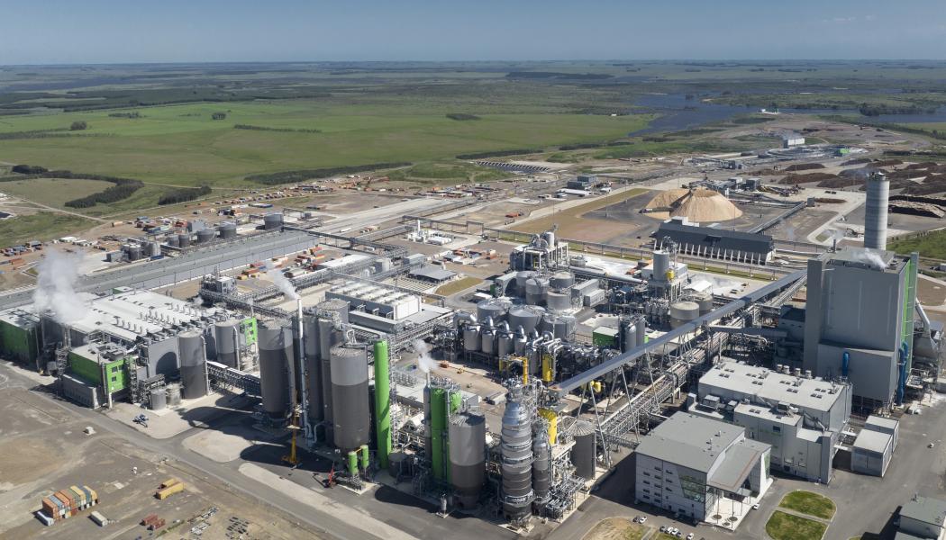 UPM today operates two eucalyptus pulp mills in Uruguay. The mill in Fray Bentos, which started operations in 2007, was also supplied by ANDRITZ. Photo: Andritz