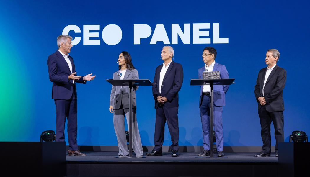 The CEO Panel saw industry leaders debate economic developments and the future of papermaking. Andreas Endters, President & CEO at Voith Paper, summed up the session: “Our goal was to foster the sharing of best practices to inspire our industry to greater sustainability, innovation and disruptive technologies. It was the perfect environment for getting together and getting to know the best minds in the industry even better.” Photo: Stefan Boesl/Voith Group