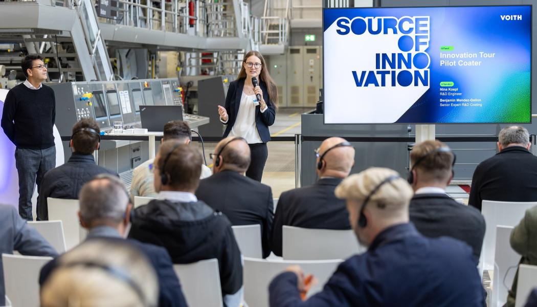 In total, there were three panel discussions during the event, which provided a platform for leading papermakers to openly explore the key trends and challenges in papermaking today. Photo: Stefan Boesl/Voith Group