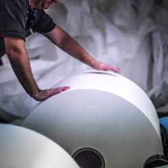 Aspa pulp mill produces bleached and unbleached softwood pulp that is used in a broad range of applications in paper and sold globally. It has an annual capacity of approximately 200,000 tonnes and 174 employees. Photo: Copyright © Ahlstrom