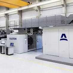 The introduction of Allstein’s technology has enabled AIP to achieve high-speed printing, reaching 500 meters per minute, utilizing eight colours in CI and an additional varnish in the subsequent inline-flexo unit. Photo: Allstein