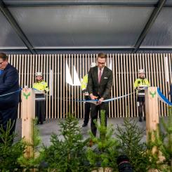 he mill was inaugurated by President of Finland Alexander Stubb, chair of Metsäliitto Cooperative’s Board of Directors Jussi Linnaranta, and President and CEO of Metsä Group Ilkka Hämälä. Photo: Nina Susi/Metsä Group