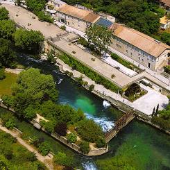 Several paper mills in France have closed since 2024, affecting employment and the regional industry. The image shows a mill in Vallis Clausa that is still in operation. Photo: Vallis Clausa