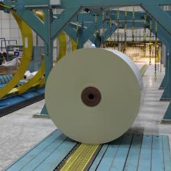 Technical solutions such as clean-out needles and specialised nozzles that prevent buildup can help maintain stable spray patterns during extended paper machine runs. Image: Spraying Systems Co.