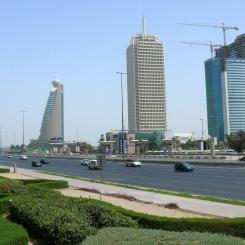 Dubai World Trade Centre (in the middle). Photo: Imre Solt/Wikimedia Commons
