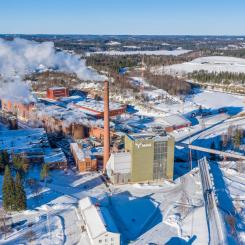 Simpele board mill. Photo: Metsä Board