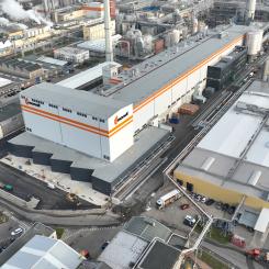 Mondi’s successful start-up of new €400 million paper machine at Štětí reinforces leadership in sustainable packaging. Photo: Mondi, PR329