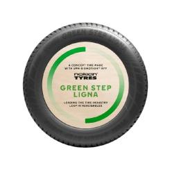 Picture of the concept tire with UPM BioMotionTM RFF. Photo: Nokian Tyres