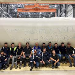 Essel Kâğıt and Toscotec’s teams in front of PM3 at Osmaniye mill. Photo: Toscotec