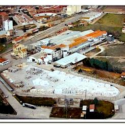 The Villa Santa Lucia plant, with its single production line, is instrumental in RDM's portfolio, boasting an annual production capacity of 220,000 tons of white-lined chipboard. Photo: RDM