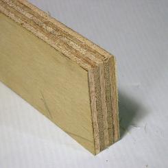 The Suolahti plywood mill has an annual production capacity of 35 000 m3 of birch plywood and 160 000 m3 of spruce plywood. Photo: RotorDB/Wikimedia Commons