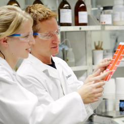 Siegwerk presents cutting-edge circular packaging solutions at the Specialty Films and Flexible Packaging Summit, highlighting its expanded coating expertise following the acquisition of Allinova. Photo: Siegwerk Druckfarben AG & Co. KGaA