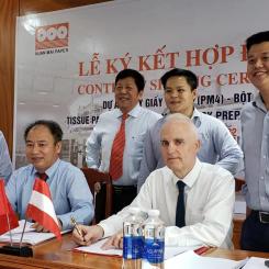 Signing of contract for the follow-up order. Photo: Andritz
