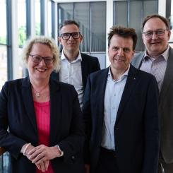 l.t.r.: Petra Hanke, Dr.-Ing. Tiemo Arndt, Dr.-Ing. Frank P. Meltzer, Carsten Melchert. Photo: Malte Kirchner/Zellcheming